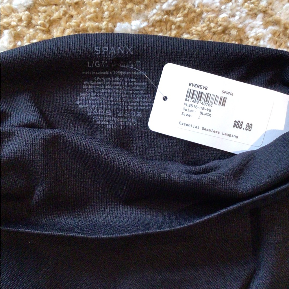 NWT SPANX Essential Seamless Leggings from EverEve